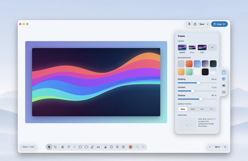 The same capture in the Advanced editor, framed on a gradient, with the tool island at the bottom and the Frame panel, with three saved Looks, on the right